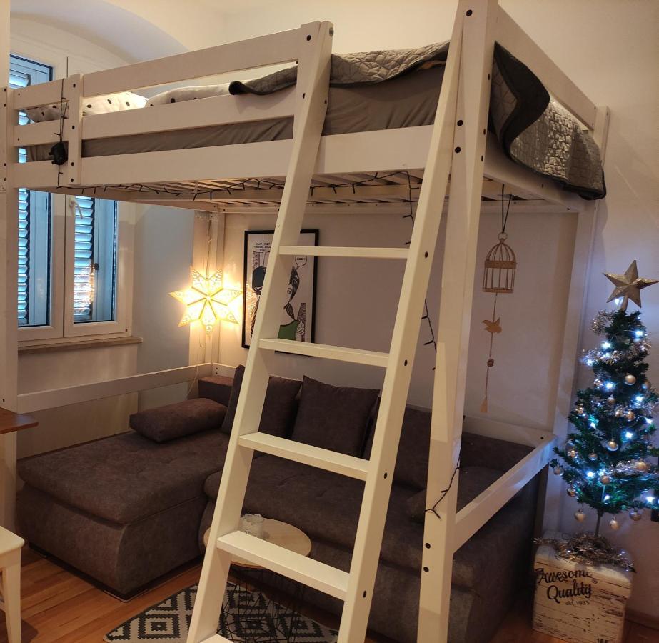 Studio Apartment Kontiki Rijeka Extérieur photo