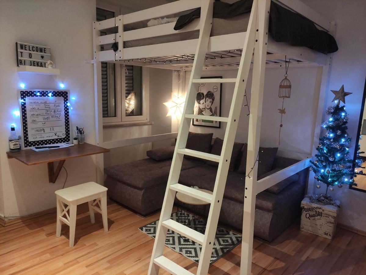Studio Apartment Kontiki Rijeka Extérieur photo