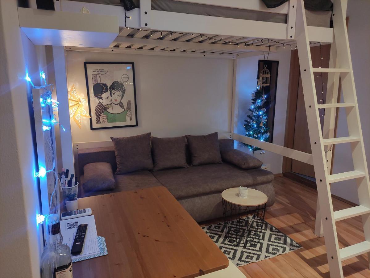 Studio Apartment Kontiki Rijeka Extérieur photo